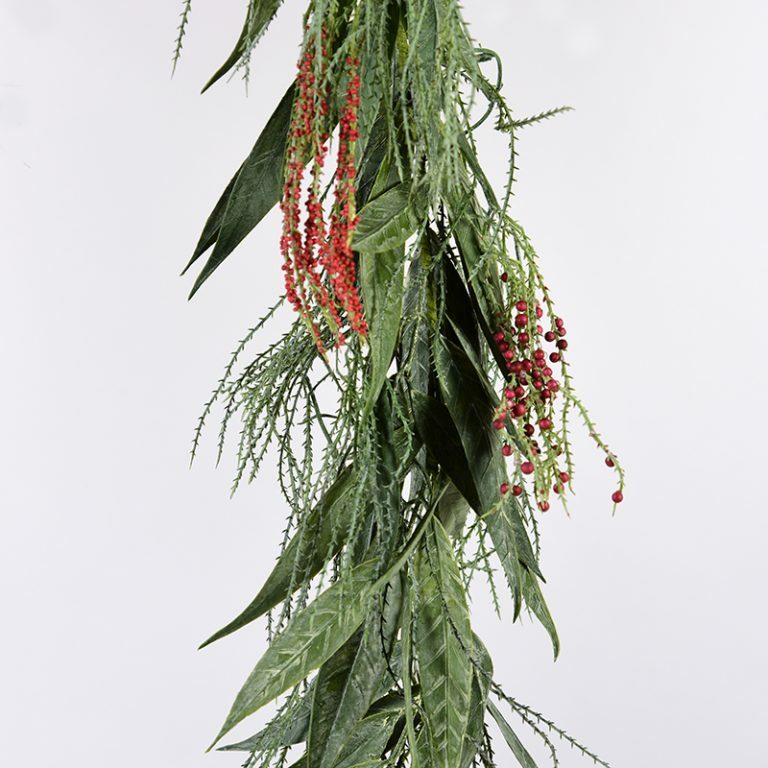 Chalky Willow Garland with Red Berries