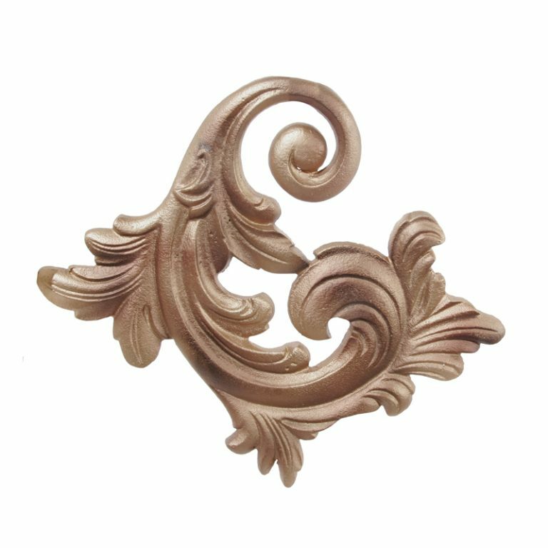 Antique Gold Baroque Leaf