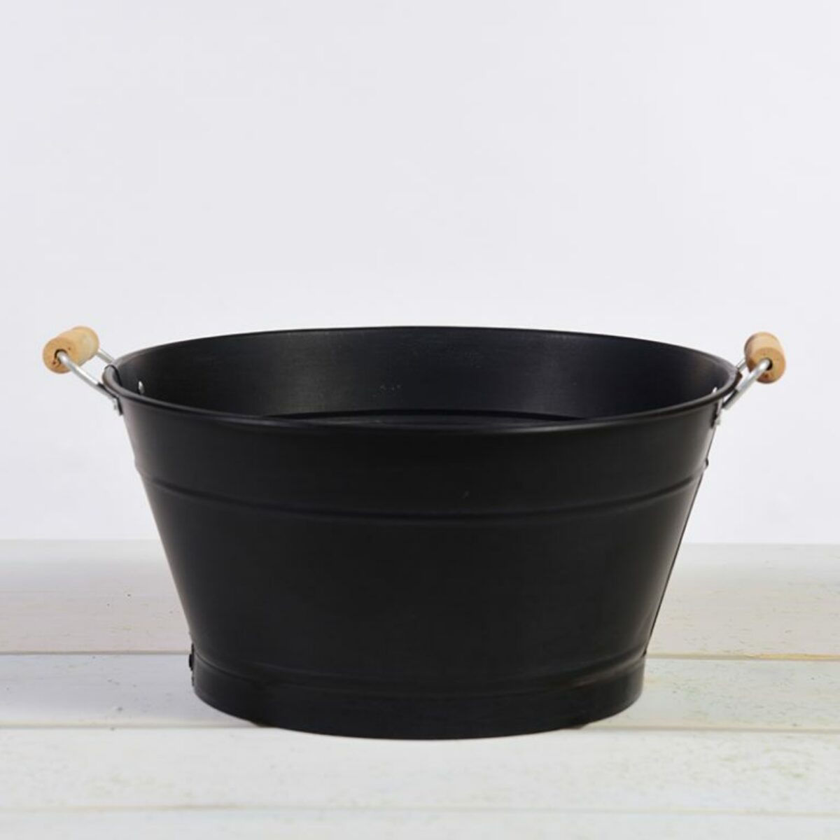 Black Tin Planter with Wooden Handles 25 x 16cm DH