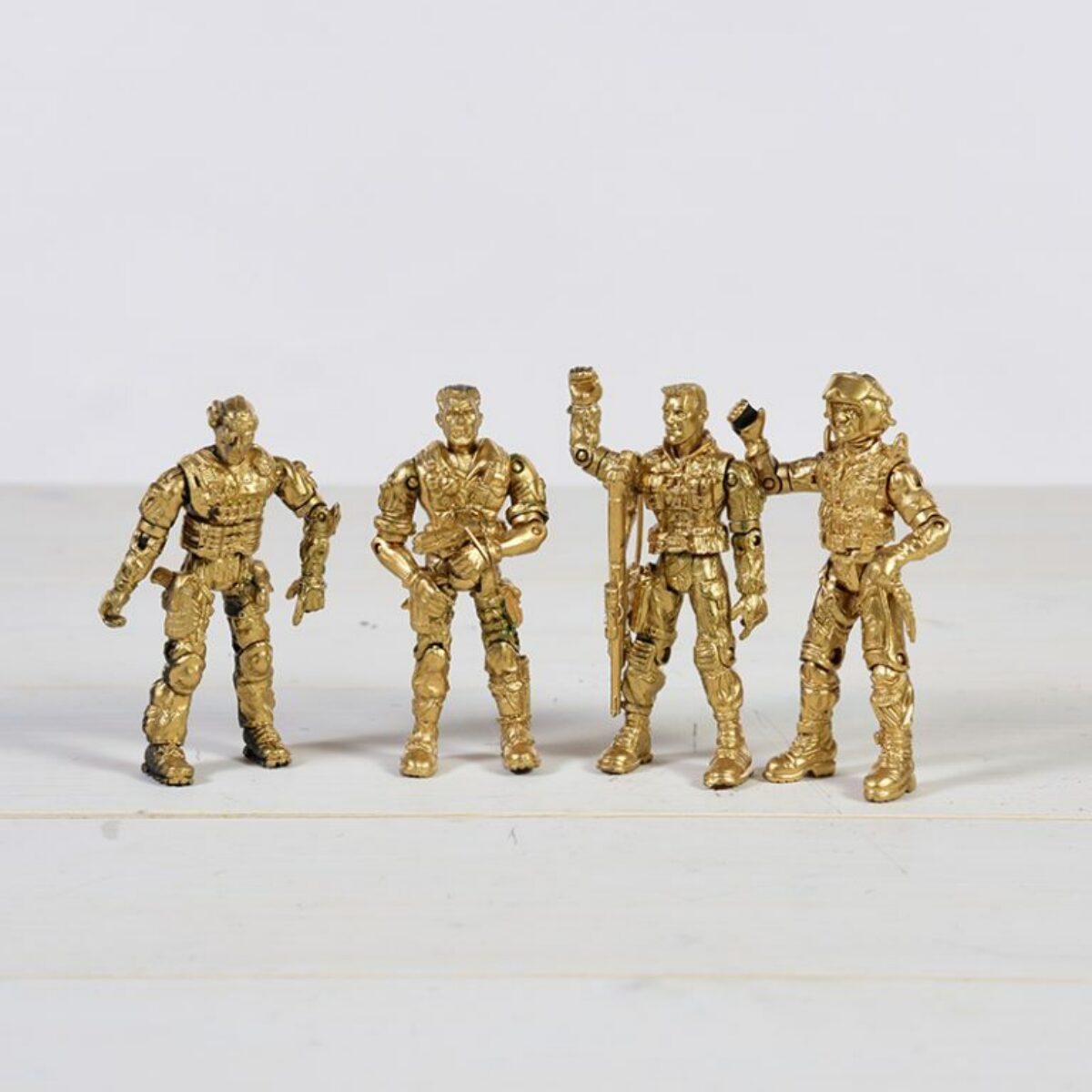 Gold Toy Soldiers 6cm
