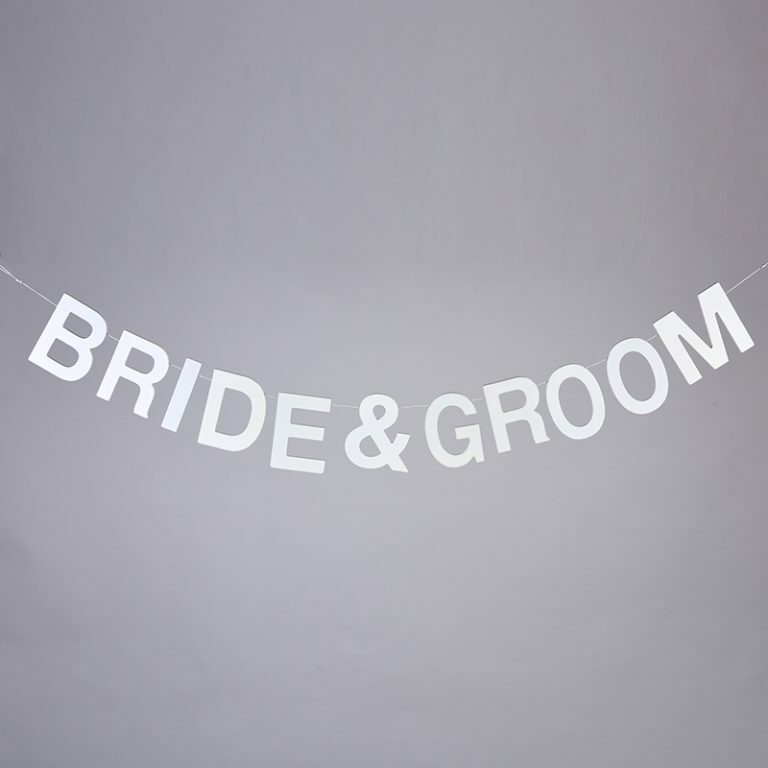 Wooden 'Bride & Groom' Garland